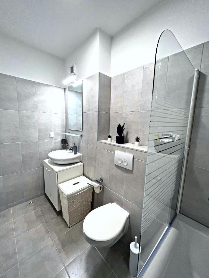 Panoramic Forest View Apartment Újszentes Kültér fotó