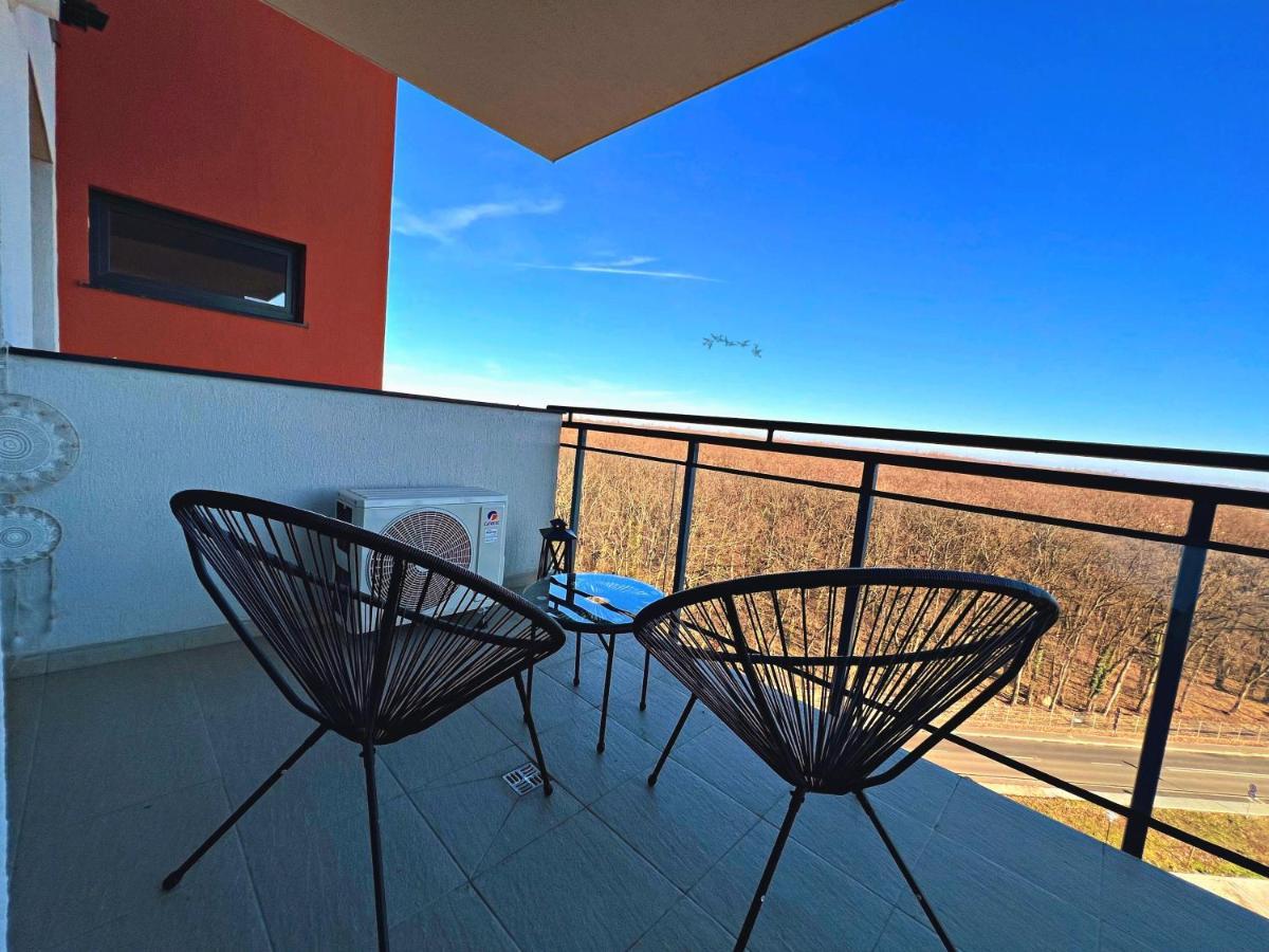 Panoramic Forest View Apartment Újszentes Kültér fotó